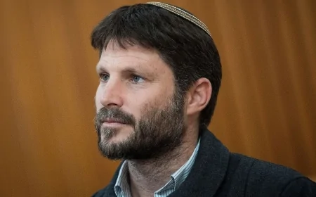 İsrailli Bakan Bezalel Smotrich: 'Gazze tamamen yok edilecek, siviller kitlesel olarak üçüncü ülkelere gönderilecek'