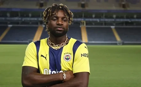 Fenerbahçe'de eleştirilen yıldız Maximin'den Marsilya'ya flaş çağrı: 'Beni alın'