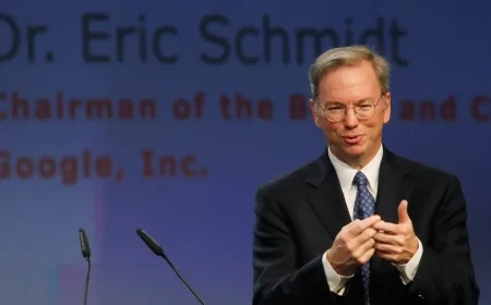 Yapay zeka için çılgın enerji planı: Eric Schmidt, veri merkezlerini uzaya taşımak istiyor