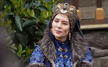 Yıldız Çağrı Atiksoy anneliği böyle tanımladı: 'Gökyüzünde kanatsız uçmak gibi'