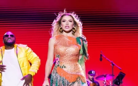 Sahne Dansı ve Tarzı Eleştiri Yağmuruna Tutulan Hadise: 'Ama Ben Buyum'