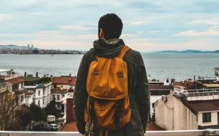 Gençler Türkiye’den Neden Gitmek İstiyor? 2025 Göç Raporu Alarm Veriyor