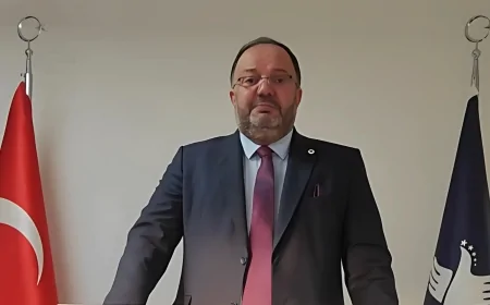 SES Partisi Genel Başkanı Atıf Özbey: 'Keşmir meselesi Filistin'den farklı değil, dünya savaş tehdidine sürükleniyor'