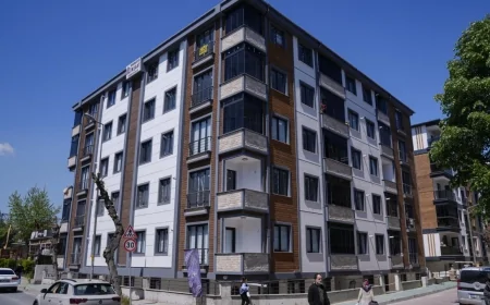 Deprem riski altındaki bölgelerde dönüşüm umut oldu: 'Yarısı Bizden'le yeni hayat