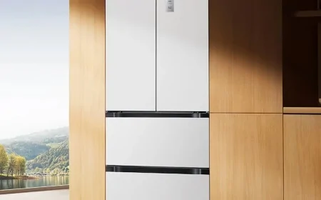 Xiaomi'den küçük evler için dev çözüm: Üç kapılı Mijia 256L buzdolabı tanıtıldı