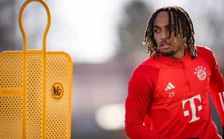 Bayern Münihli Sacha Boey’un şapkası maç sonrası çalındı: Hırsızlık anı kamerada