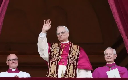 Yeni Papa XIV. Leo'dan ilk ayinde dikkat çeken uyarı: 'İnanç eksikliği hayatın anlamını yok ediyor'