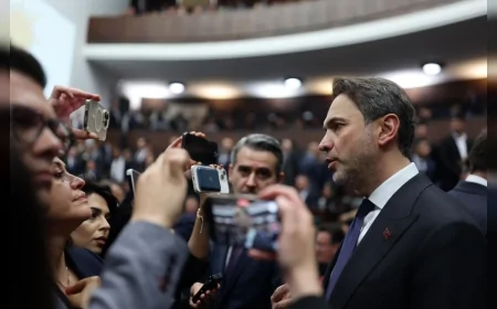 Bayraktar: 'Suriye’ye Elektrik İhracatını Üç Katına Çıkaracak Proje Başladı'