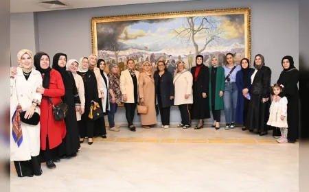 Anneler Günü Esenler’de KASDER Öncülüğünde Coşkuyla Kutlandı