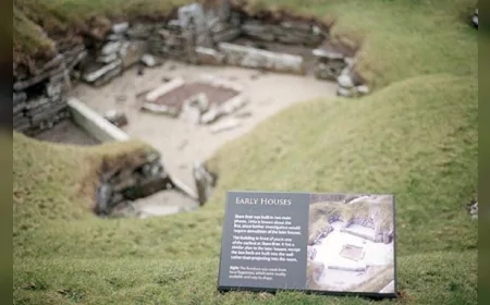 Ege’nin Sanatla Yoğrulmuş Taş Köyü: Küçükköy Ziyaretçi Akınına Uğruyor