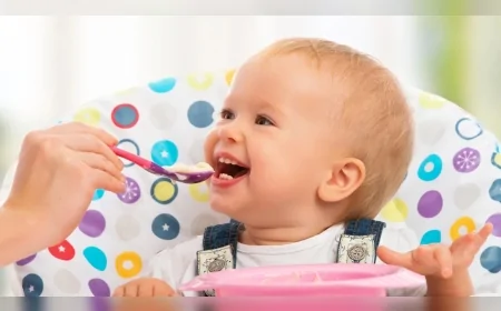 Fazla Beslenme Bebeklerde Reflüyü Tetikleyebilir: Uzmanlar Uyarıyor