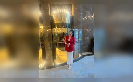 Reyhan Kancan, Azerbaycan’da 'Türkiye'nin Başarılı Ressamı' ödülünü aldı: 'Sanatla kurduğum bağın bir yansıması'