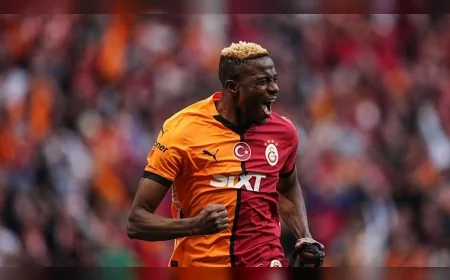 Galatasaray'da Osimhen sürprizi: Anonsu duyunca statta gözleri doldu