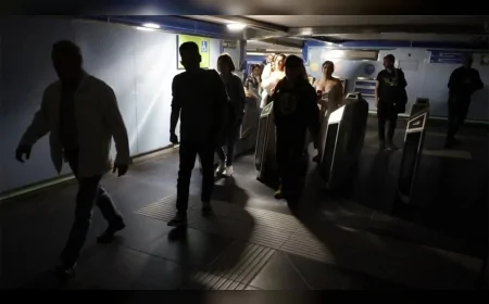 İspanya’da altyapı çökmeye devam ediyor: Telefon hatları ve internet erişimi felç oldu