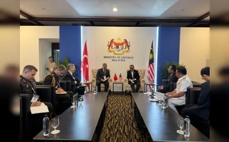 Millî Savunma Bakan Yardımcısı Bilal Durdalı, LIMA Fuarı’nda üst düzey savunma yetkilileriyle görüştü