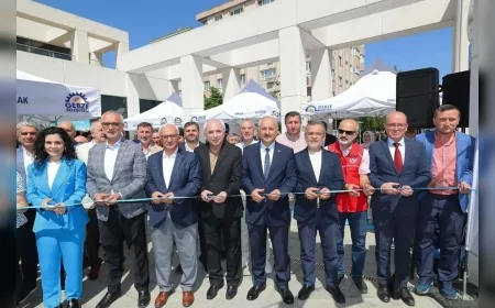 Zinnur Büyükgöz: 'Yazar ve şehir arasındaki ilişki Bizim Yazarlar Kitap Tanıtım Günleri ile güçlenecek'