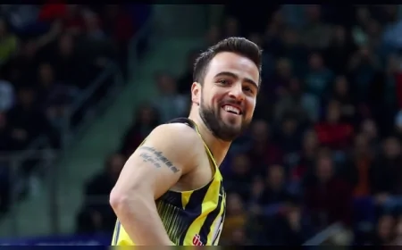 Melih Mahmutoğlu'ndan şampiyonluk kutlamasında Galatasaray göndermesi: 'İzleyin' paylaşımı gündem oldu