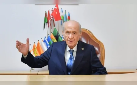 Bahçeli'den İstanbul Mesajı: 'Yolsuzluk sarmalına mahkum edilmesi milli yürekleri acıtıyor'