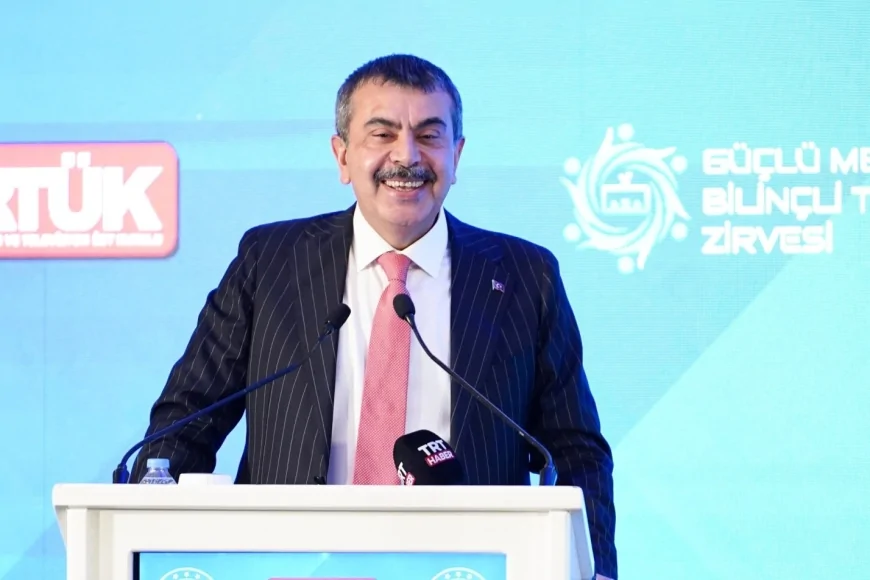 Milli Eğitim Bakanı Yusuf Tekin: ‘Medya artık çocuklarımız için zehirli içerikler üreten bir platform hâline dönüştü’
