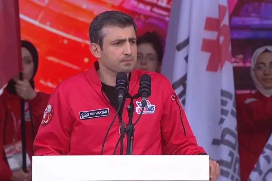 Selçuk Bayraktar: 'TEKNOFEST rotasını kaybetmiş dünyaya yön çizen bir oluşum'