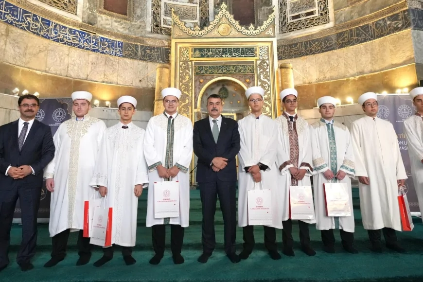 Genç hatipler Ayasofya'da hünerlerini sergiledi: Türkiye finalinde öne çıkan isimler belli oldu