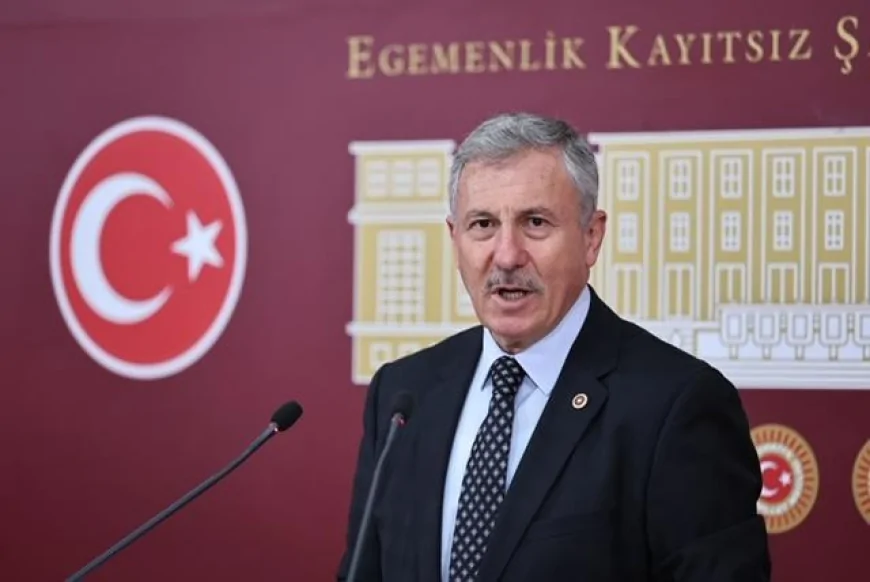 Selçuk Özdağ'dan Ceza Sistemi Tepkisi: 'Çocuk Katili Nasıl Serbest Kaldı ve Ana Muhalefet Liderine Saldırabildi?'