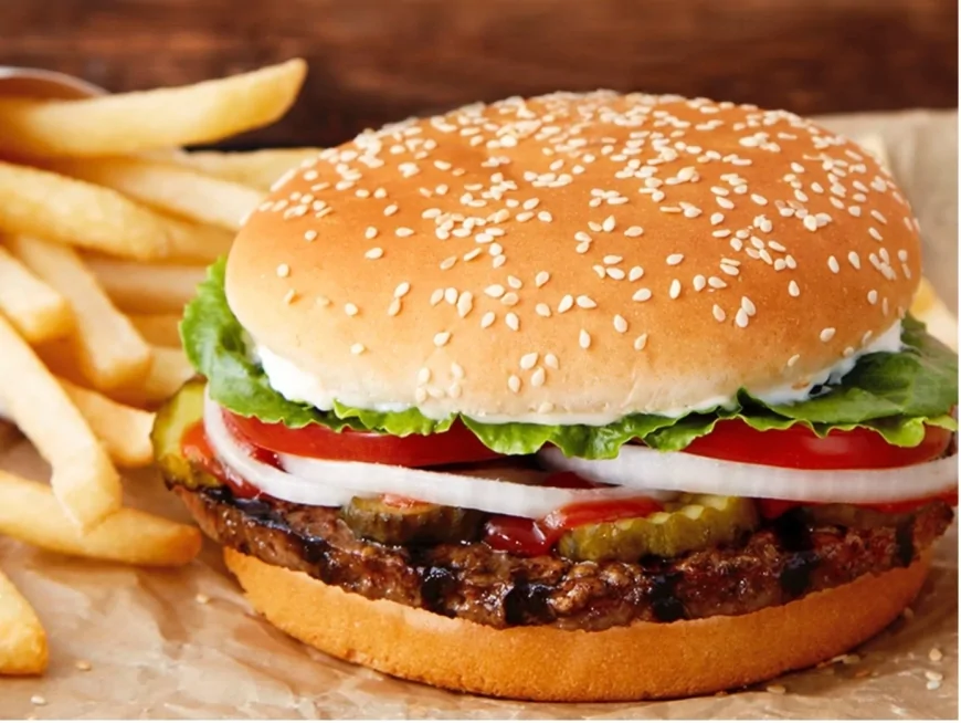 ABD'de Burger King'e şok suçlama: Hamburgerleri yüzde 35 daha büyük göstermiş