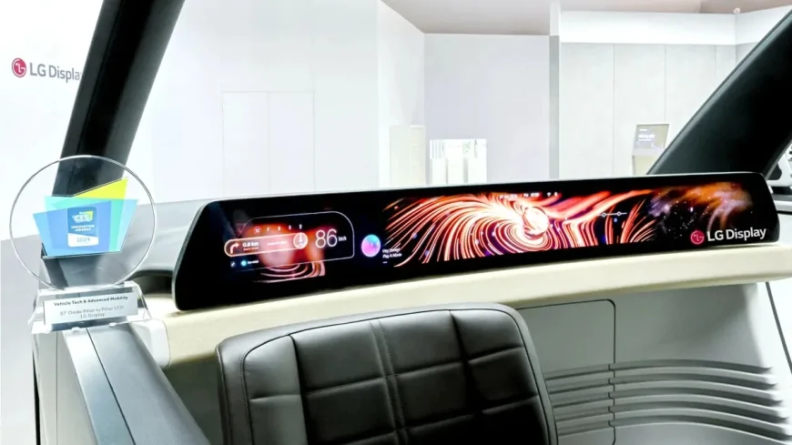 LG Display'den otomotiv teknolojisinde devrim: 57 inçlik dev ekran ve kaydırılabilir OLED SID 2025'te tanıtılacak