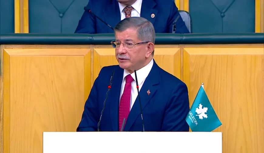 Ahmet Davutoğlu: 'Türklerle Kürtlerin arasına örülmeye çalışılan duvarları parçalayacağız'