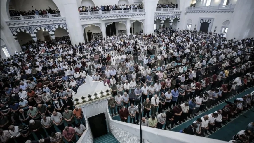 Diyanet 16 Mayıs Cuma Hutbesini Yayımladı: Aileye Dair Uyarılar Dikkat Çekti