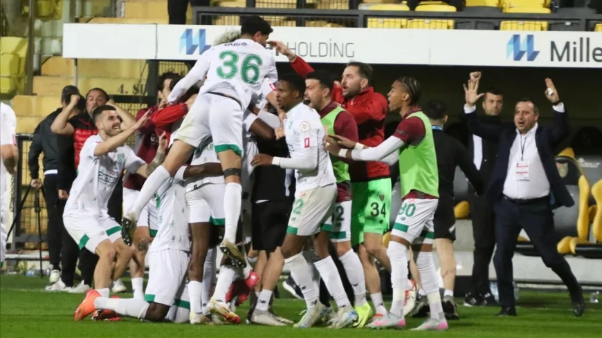 Geriye düştüğü maçı çevirdi: Boluspor play-off'ta yarı finale yükseldi