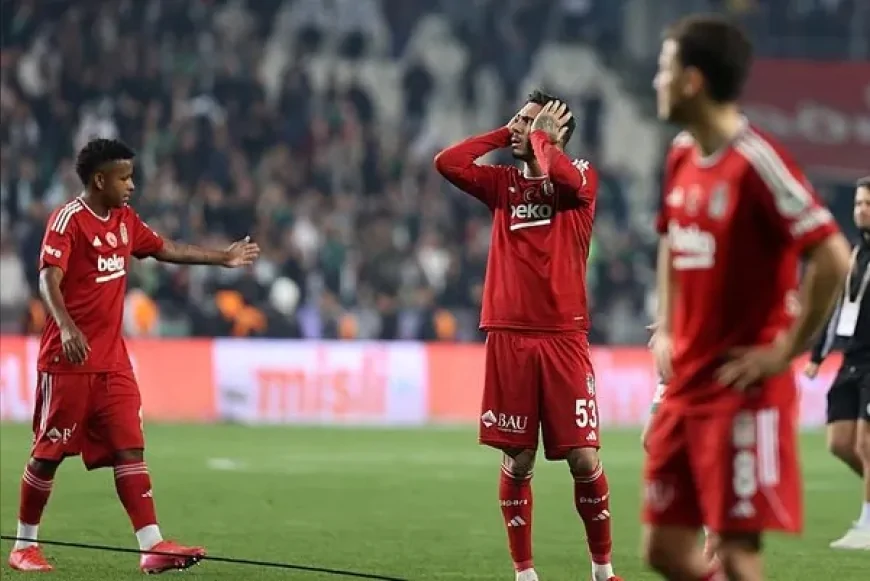 Beşiktaş'ta yaprak dökümü: Solskjaer üç futbolcuyu gözden çıkardı