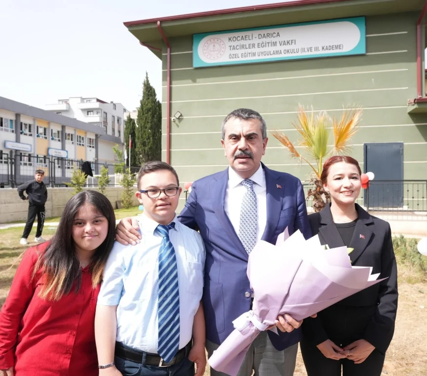 Yusuf Tekin’den özel eğitim vurgusu: ‘Eğitimde teknolojik dönüşümde