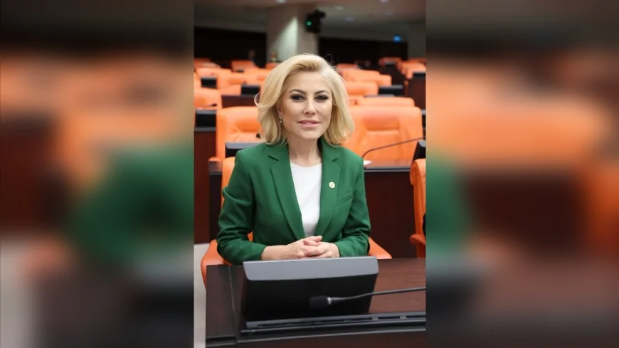 AK Parti İzmir Milletvekili Şebnem Bursalı: '19 Mayıs, milletimizin kaderini değiştiren tarihi bir dönüm noktasıdır'