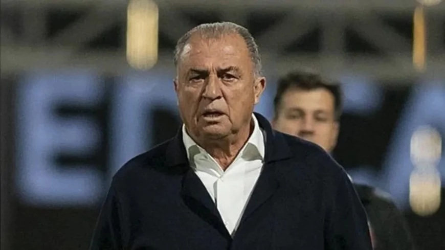 Fatih Terim'den saha kenarında öfke patlaması: Su şişesini fırlattı