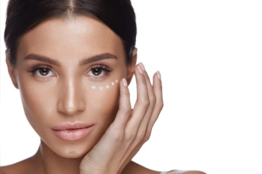 Göz altı morluklarına savaş açan yeni makyaj tekniği: 'Color Correcting' etkisi şaşırtıyor