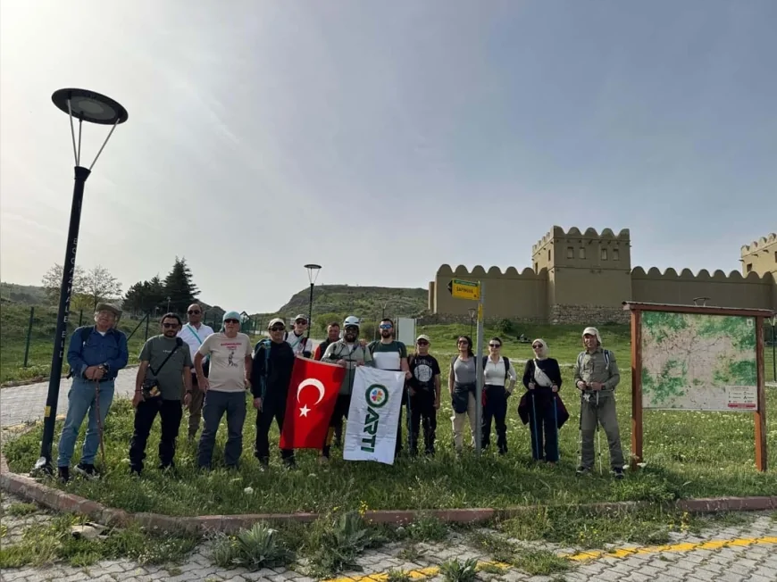 Hitit Yolu Gençlik Yürüyüşü Tamamlandı: Katılımcılar 41 Kilometrelik Tarih ve Doğa Rotasını Geride Bıraktı