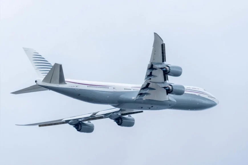 Trump’a Katar’dan 352 milyon euroluk hediye: ABD, tartışmalı Boeing 747 uçağını resmen kabul etti