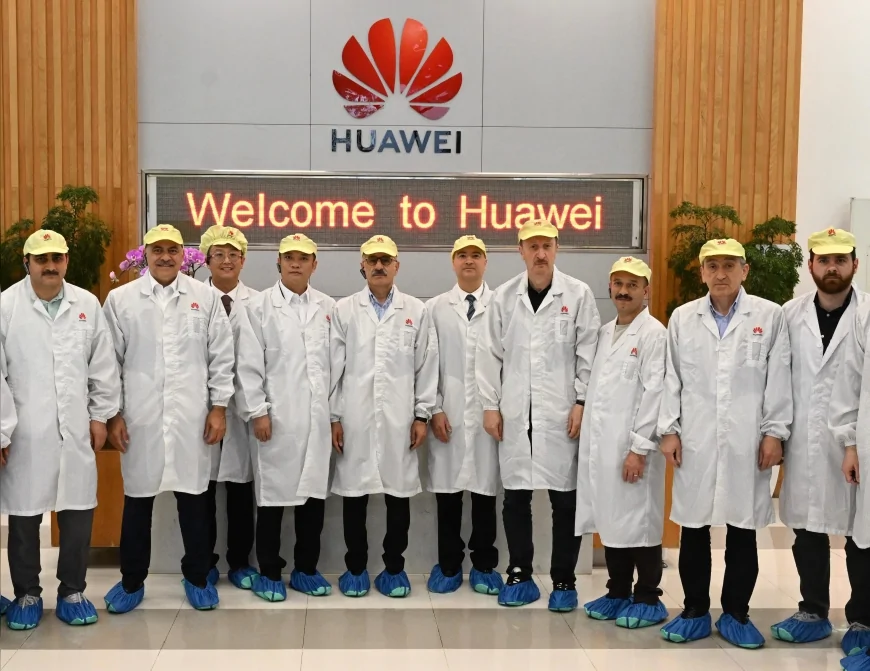 Huawei’nin 5G Üretim Üssünde Dijital Altyapı ve Akıllı Ulaşım Teknolojileri Mercek Altında