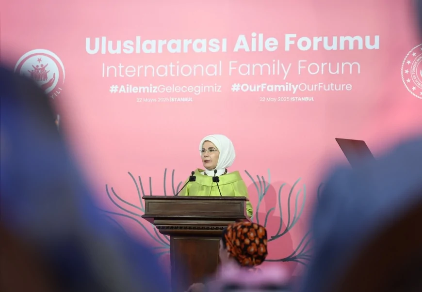 Emine Erdoğan: ‘Aile dimdik ayakta kalırsa, toplum da dirayetli olur’