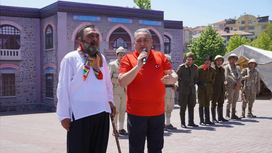 Keçiören’de Türk tarihine görsel yolculuk: '1071’den 1923’e Türk Destanı Platosu' büyük ilgi görüyor