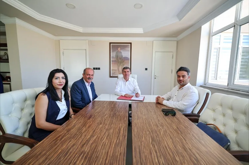 Burdur'da tekstil atıkları için dev adım: 100 giysi kumbarası yerleştirilecek