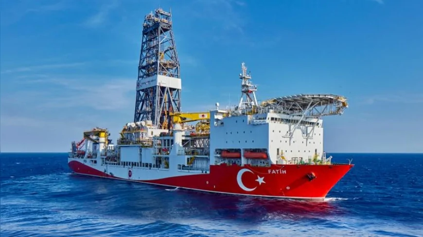 Karadeniz gazını ikiye katlayacak dev platform, fethin yıl dönümünde Boğaz’dan geçecek