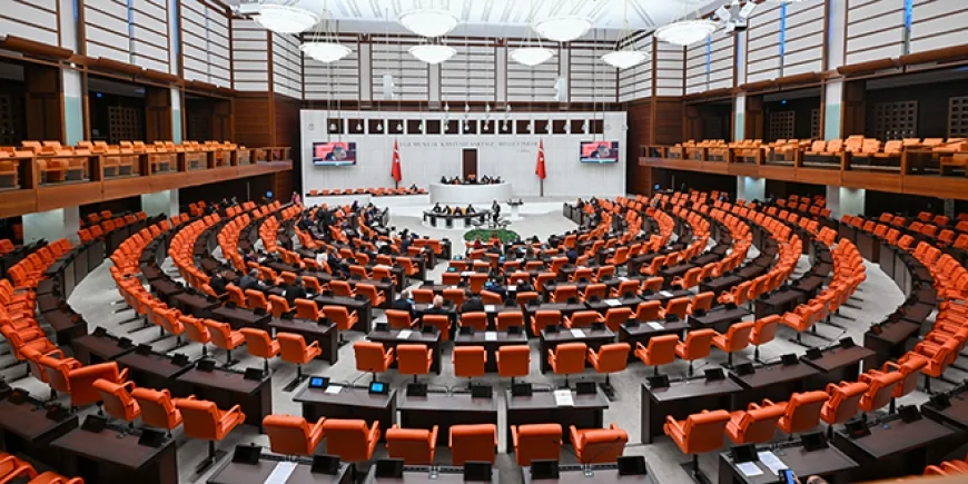 AK Parti, infaz teklifi için düğmeye bastı: Bayram öncesi hasta hükümlülerle ilgili düzenleme gündemde
