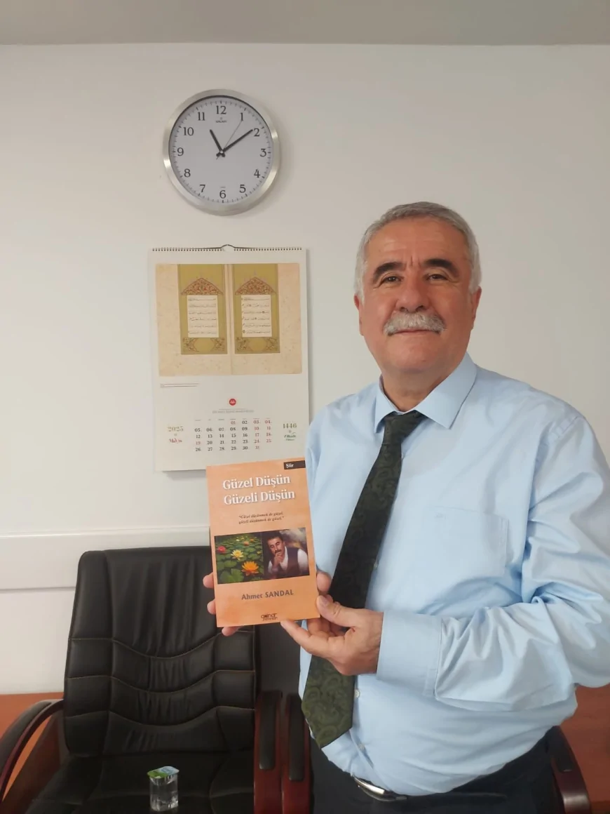 Kitapçı Baba lakaplı Ahmet Sandal’dan yeni kültür hamlesi: 'İKTA-DER’i resmen kurduk'