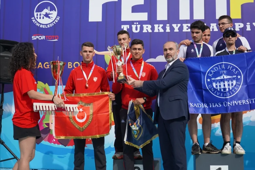 Üniversiteler Arası FETİHFEST 2025 Türkiye Şampiyonası İstanbul’da Renkli Görüntülere Sahne Oldu