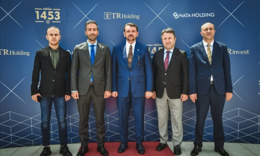 MEGA 1453 Lansmanında Dikkat Çeken Buluşma: Gazi Ercüment Tekin Yeni Yönetimiyle Katıldı