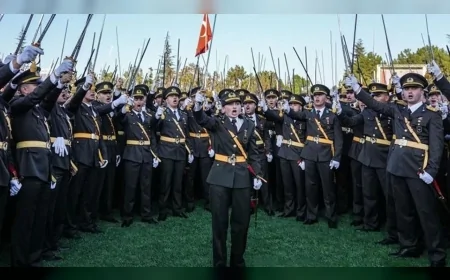 'Mustafa Kemal’in askerleriyiz' diyen teğmenlerin yürütmeyi durdurma talebine ret