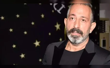 Cem Yılmaz ABD’den Parçalarla Donattığı 2,5 Milyonluk Motosikletiyle Göz Kamaştırdı