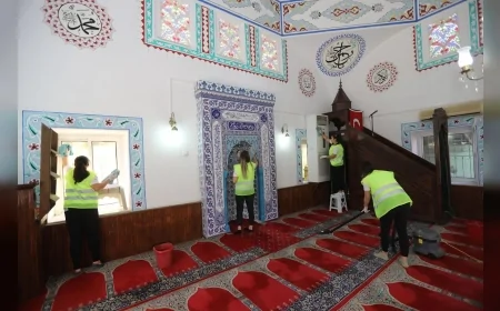 Muğla'da Bayram Öncesi 26 Camiye Temizlik ve Onarım Yapıldı